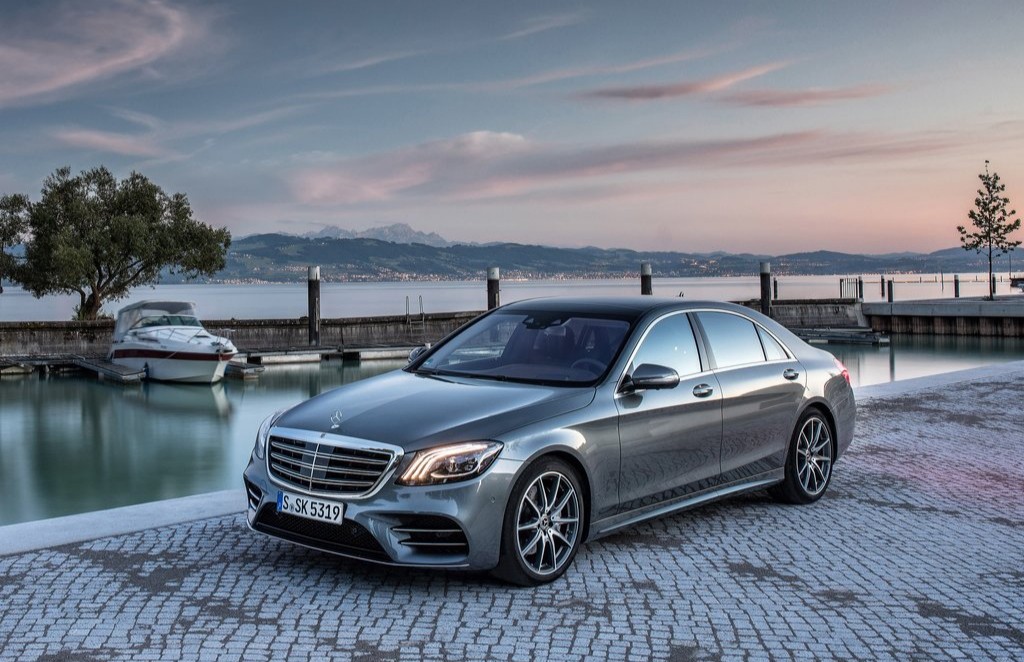 Mercedes-Benz undefined image