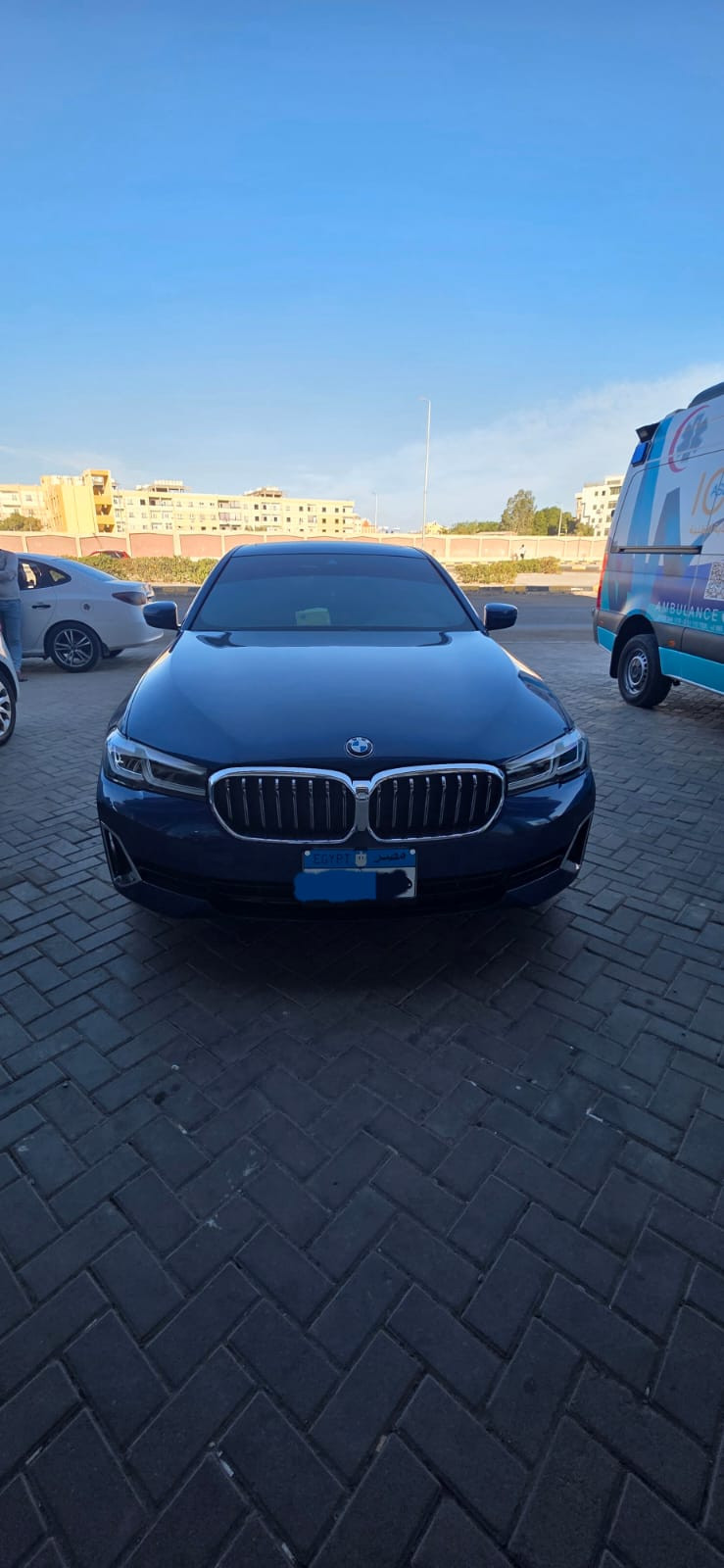 BMW undefined image